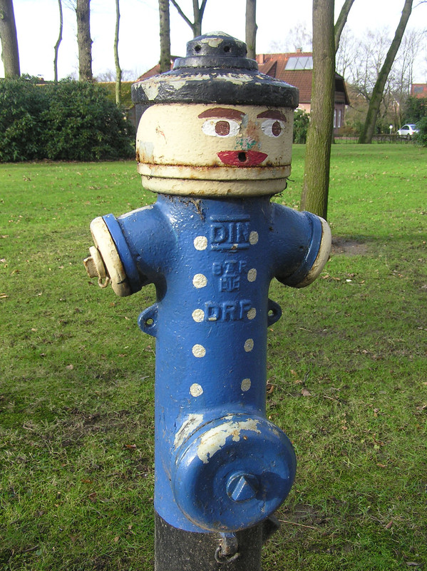 Figur am alten Feuerwehrhaus-Standort auf dem Brink